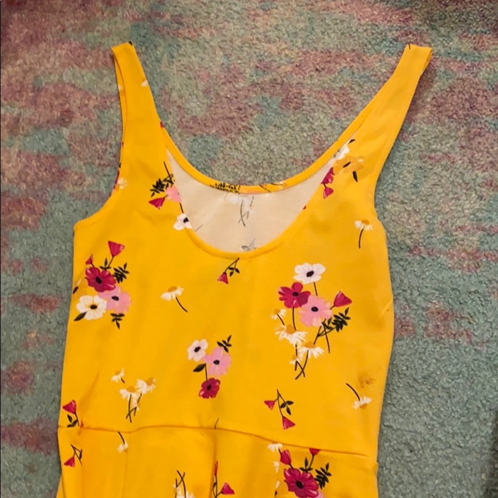 Floral dress - Picture 4 of 4